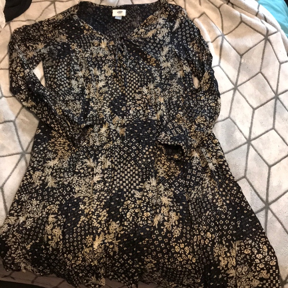Old navy Black/ tan floral long sleeve dress